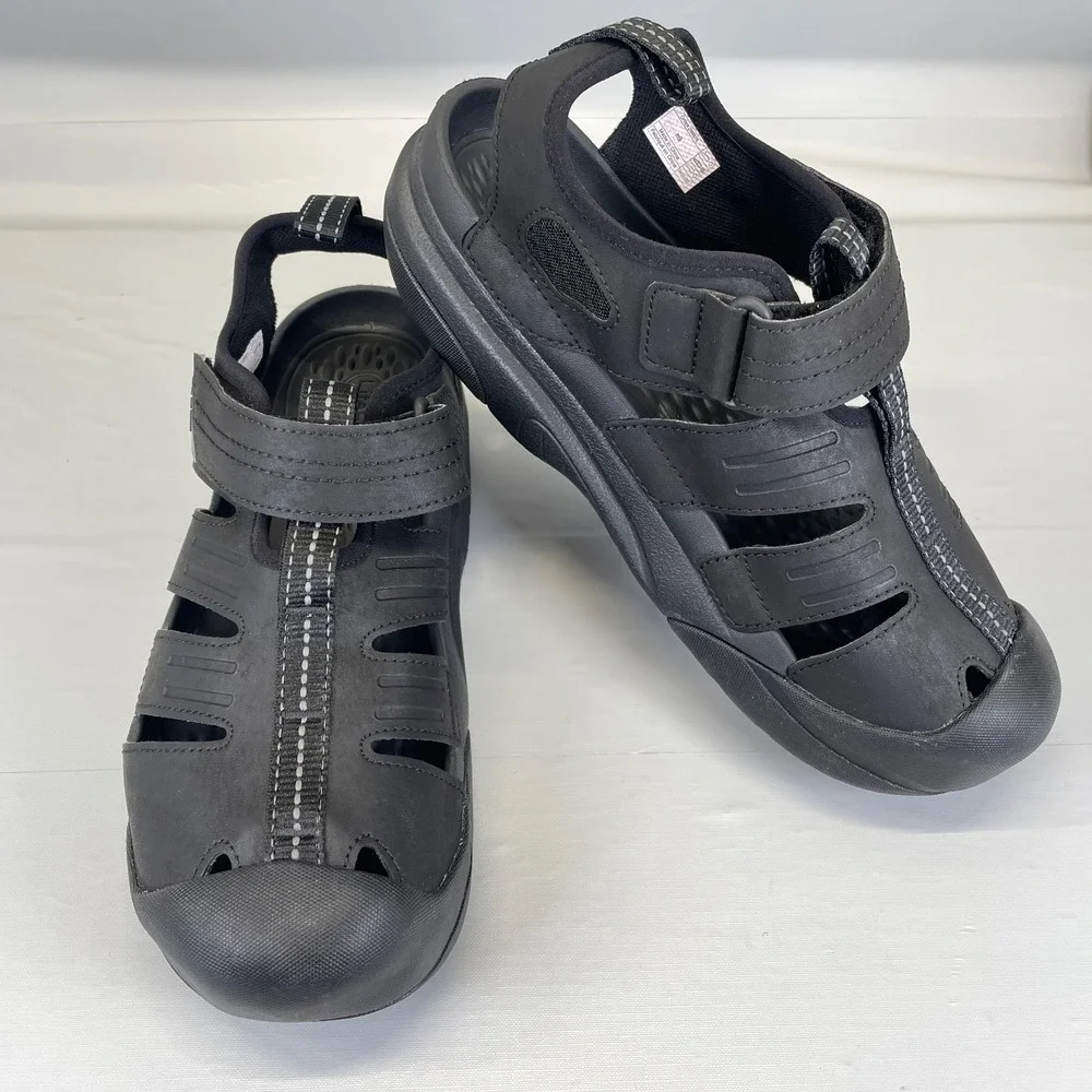Crocs Yukon Fisherman Sandals Mens Size 9 Black Wedge Sport Outdoor Water Shoes